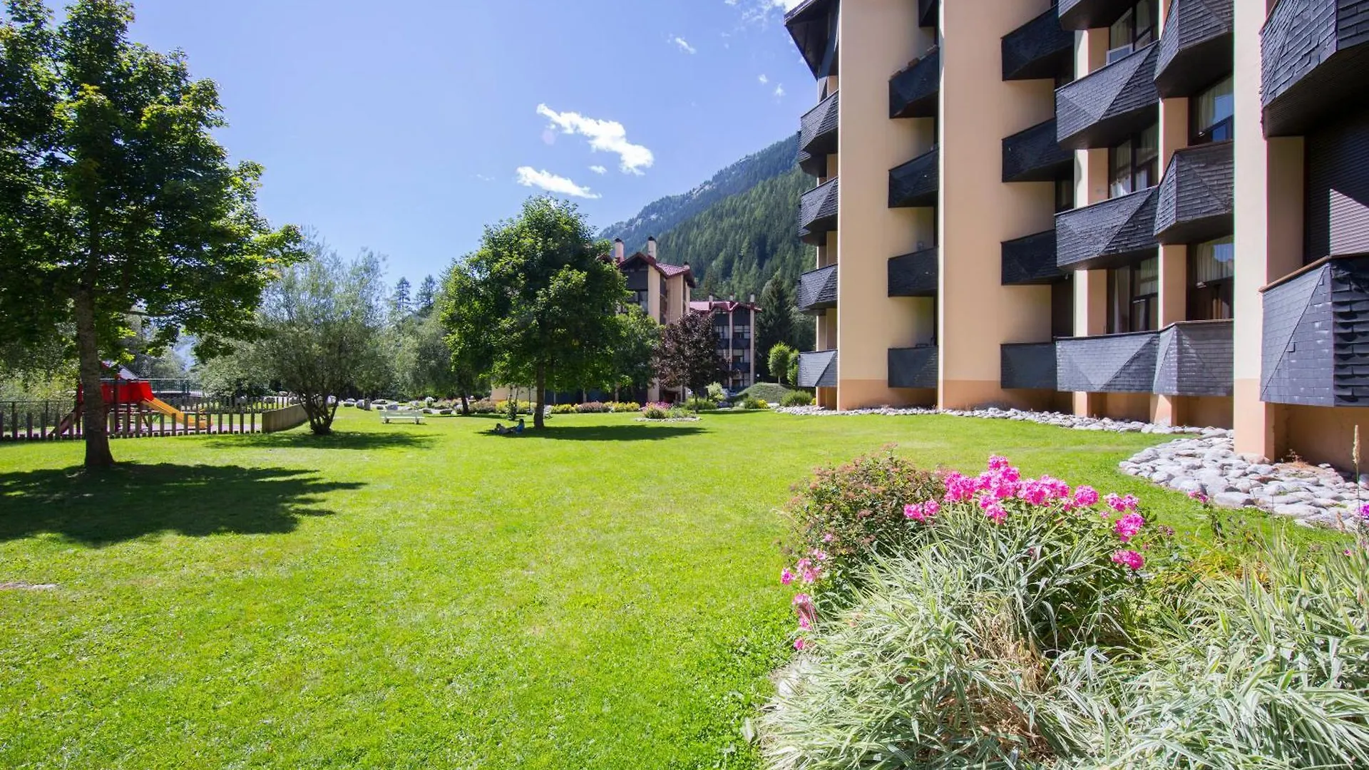 Residence Grand Roc - Bruyeres 104 - Happy Rentals Chamonix